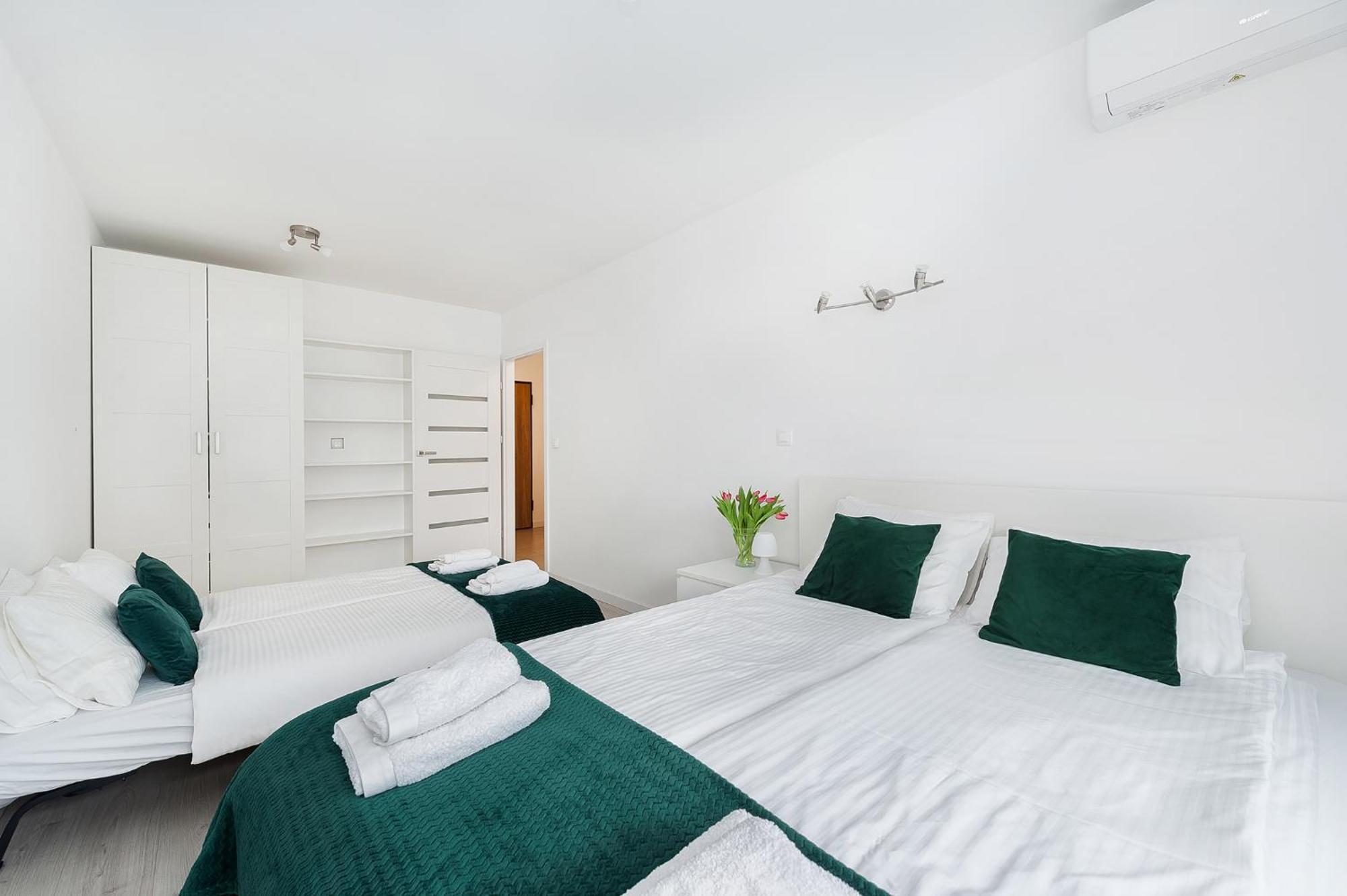 Bella Casa Premium - 104 Kobierzynska Апартаменти Краків